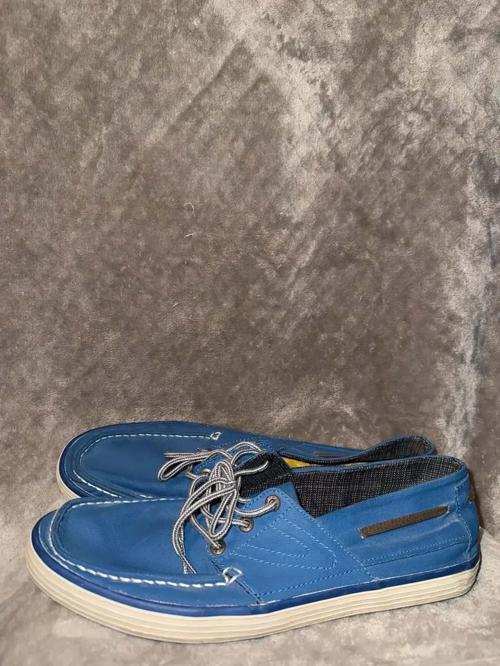 Tretorn Men's Canvas Boat Shoes with Yellow Comfort Insole